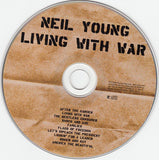 🇨🇦 Neil Young - Living With War (CD)